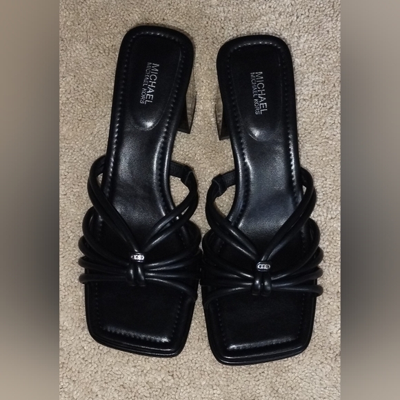 Michael Kors Astra Mule Black Leather Sandals, 10M. New With Box - Picture 1 of 7